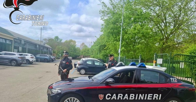Dopo un mese di indagini, i carabinieri sono risaliti all'identità del ventenne