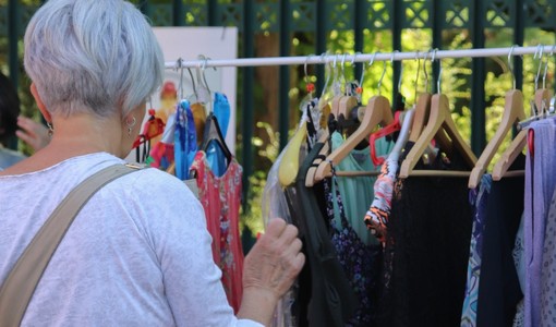 Un "caffè" per Asti Slow Fashion: al via la raccolta fondi per aprire una sede dedicata allo scambio di vestiti Un "caffè" per Asti Slow Fashion: al via la raccolta fondi per aprire una sede dedicata allo scambio di vestiti