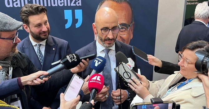 Il direttore generale Gorgoni con l'assessore Riboldi Il direttore generale Gorgoni con l'assessore Riboldi