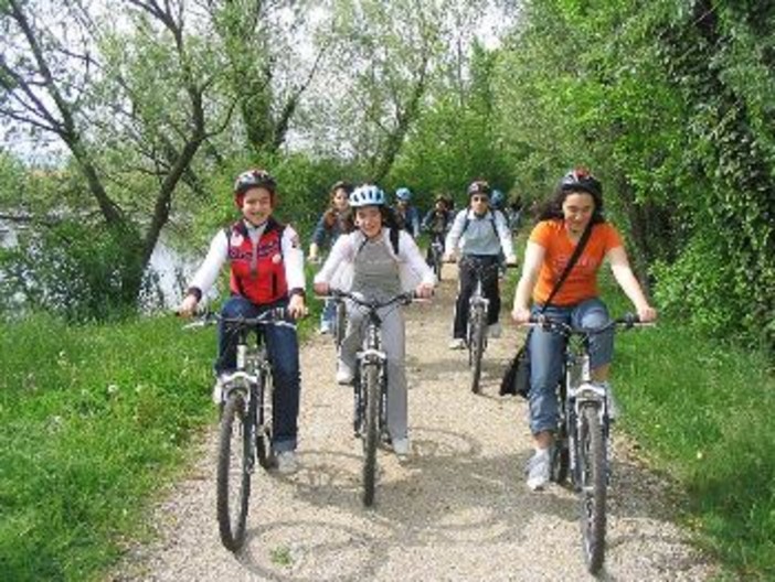 Domenica torna la Pedalata Astro, da Asti a Canelli e ritorno Domenica torna la Pedalata Astro, da Asti a Canelli e ritorno
