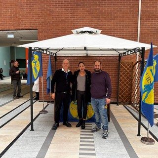 Immagine d'archivio di un gazebo del Nursing Up