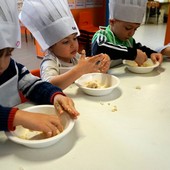 A Diano d’Alba i bambini diventano custodi del pane: mostra e ricettario contro lo spreco