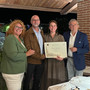 La blogger statunitense Elaine Luxton a Montà per ritirare il Premio Giornalistico del Roero