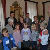 Foto del 2012 con piccoli bielorussi a Bra per un soggiorno terapeutico