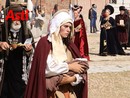 Oggi il grande corteo storico: da Piazza Cattedrale un viaggio nel Medioevo astigiano Oggi il grande corteo storico: da Piazza Cattedrale un viaggio nel Medioevo astigiano