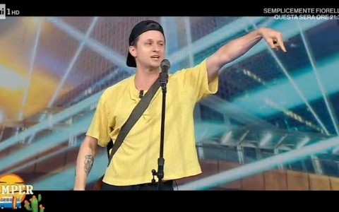 Andrea Cerrato infiamma Rai Uno sulle note della sua 'Spirituale'