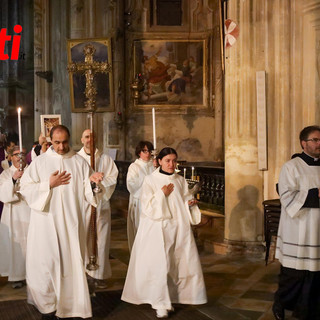 Mercoledì delle Ceneri, inizia la Quaresima: il vescovo Prastaro presiede la celebrazione in Cattedrale