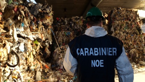 Operazione &quot;Oro nero&quot; e traffico illecito di rifiuti . I carabinieri del Noe di Milano arrestano due astigiani [VIDEO]