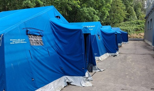 Protezione Civile ANC in azione a Costigliole d'Asti: montate le tende per il campo estivo sotto il sole di giugno Protezione Civile ANC in azione a Costigliole d'Asti: montate le tende per il campo estivo sotto il sole di giugno