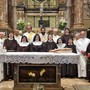 Schegge di luce, pensieri sui Vangeli festivi di Silvia Gullino Schegge di luce, pensieri sui Vangeli festivi di Silvia Gullino