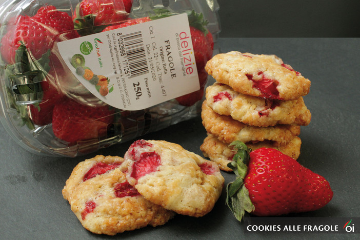 I MercoledìVeg di Ortofruit oggi propongono la deliziosa ricetta dei cookies alle fragole
