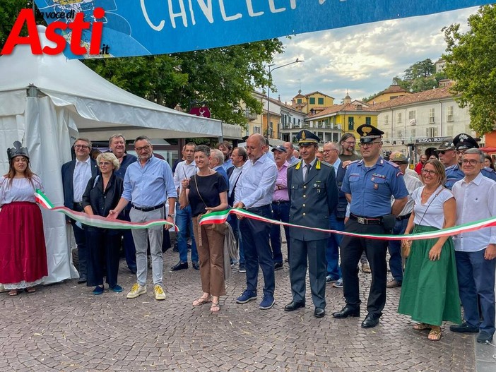 L'inaugurazione della precedente edizione L'inaugurazione della precedente edizione