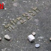 Asti ricorda la Shoah: due cerimonie per non dimenticare "che questo è stato". Ieri gli studenti hanno pulito le pietre d'inciampo