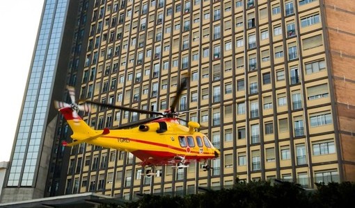 Grave incidente a Dusino San Michele: scontro tra auto e moto, gravissimo un diciannovenne