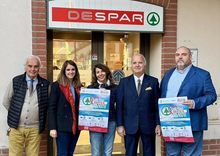 Nella foto il lancio della campagna con, da sinistra: Giorgio Guasco (presidente onorario Despar Nord Ovest - Gruppo 3A), Federica Quinto (vice presidente Fondazione Astigiana per la Salute del Territorio), Luisa Amalberto (presidente Fondazione Astigiana per la Salute del Territorio), Ezio Mosso (direttore Fondazione Astigiana per la Salute del Territorio),  Gianluca Bortolozzo (presidente Despar Nord Ovest- Gruppo 3A). Nella foto il lancio della campagna con, da sinistra: Giorgio Guasco (presidente onorario Despar Nord Ovest - Gruppo 3A), Federica Quinto (vice presidente Fondazione Astigiana per la Salute del Territorio), Luisa Amalberto (presidente Fondazione Astigiana per la Salute del Territorio), Ezio Mosso (direttore Fondazione Astigiana per la Salute del Territorio),  Gianluca Bortolozzo (presidente Despar Nord Ovest- Gruppo 3A).