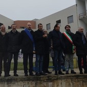 Sindaci e rappresentanti della Regione in visita al cantiere dell'Ospedale della Valle Belbo