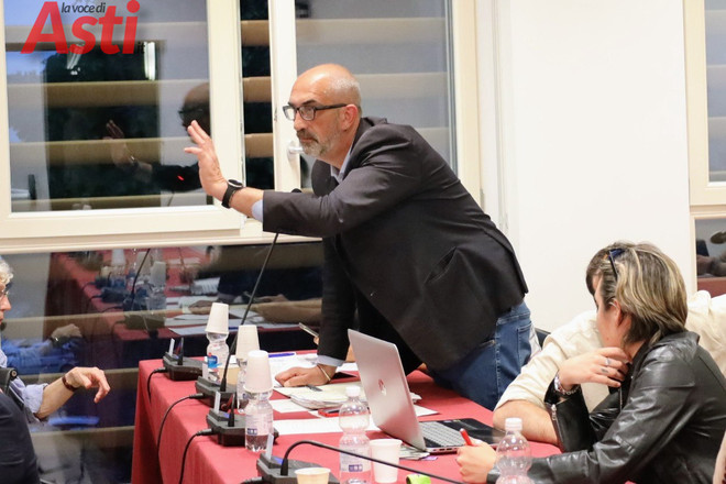 Mario Malandrone in Consiglio comunale (archivio - MerfePhoto)