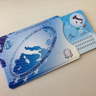 Anomalie nella riconsegna delle carte d’identità: l’Anagrafe comunale di Asti lancia l’allarme Anomalie nella riconsegna delle carte d’identità: l’Anagrafe comunale di Asti lancia l’allarme