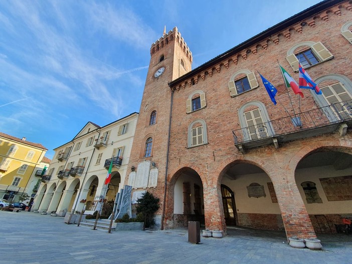 Una suggestiva immagine del Campanon, simbolo architettonico di Nizza Monferrato