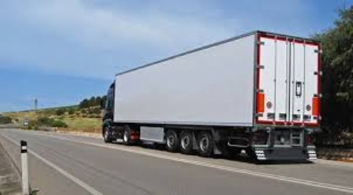 Problemi per gli autotrasportatori con il carburante alle stelle