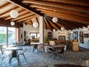 Aperitivo delle foglie d'autunno a Casa Serra