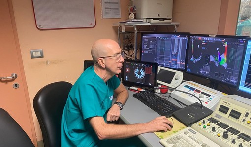 Il dottor Marco Scaglione, primario della Cardiologia del Massaia che si conferma eccellenza sanitaria