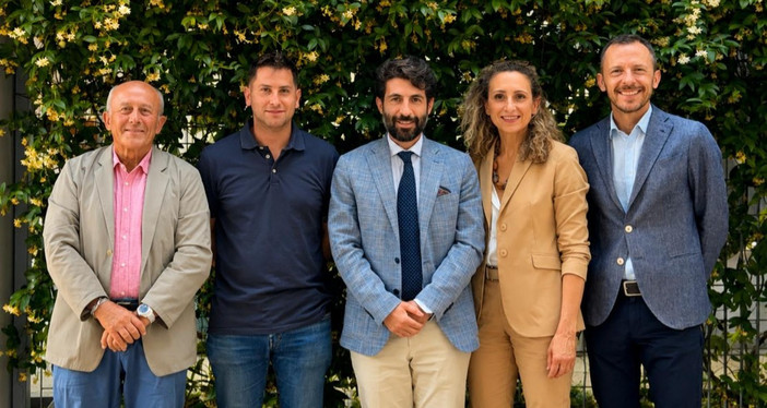 Il Partito Liberaldemocratico di Asti volta pagina: Stefano Ettore eletto segretario provinciale dopo le dimissioni di Anna Maria Prosio Il Partito Liberaldemocratico di Asti volta pagina: Stefano Ettore eletto segretario provinciale dopo le dimissioni di Anna Maria Prosio