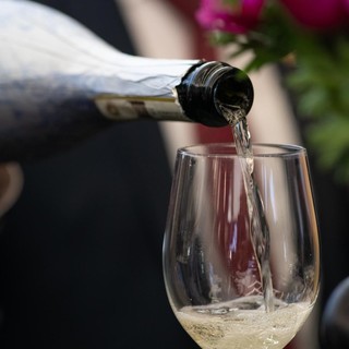 Asti Docg: al via il calendario culturale 2026 tra teatro a Torino e partner a Sanremo con RDS