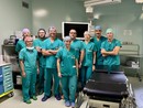 il dottor Maurizio Di Serio con l’equipe della Ginecologia e del Blocco operatorio il dottor Maurizio Di Serio con l’equipe della Ginecologia e del Blocco operatorio
