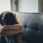 Da tre drammi e dall'amore per i libri nasce &quot;Le ragazze di Asti&quot; per ricordare Daniela Albertelli, Alessandra Appiano ed Elisa Schininà, uccise dal male di vivere