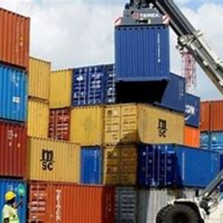 Luci e ombre sull'export: il Piemonte sale, l'Astigiano soffre