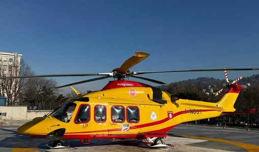 Cade dal tetto in cantiere: muratore astigiano in arresto cardiaco, è grave