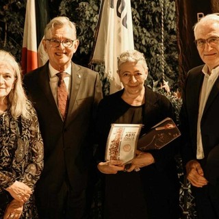 Vittorio Alfieri “dal volto umano” raccontato al Rotary da Giulia Carluccio