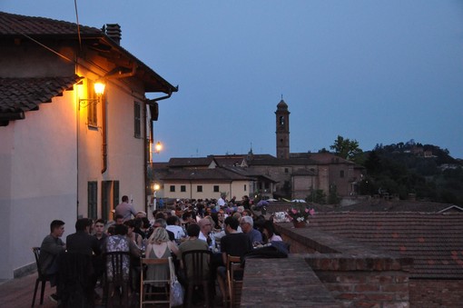 Cena sotto le Stelle 2025 a Villa San Secondo: una serata di gusto, musica e stelle