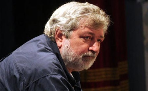 Un'immagine d'archivio di Francesco Guccini, recentemente scomparso Un'immagine d'archivio di Francesco Guccini, recentemente scomparso
