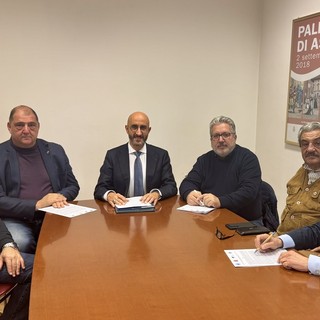 Maurizio Facchi (segretario Pensionati Cgil Asti), Luca Quagliotti (segretario Cgil Asti), Giovanni Gorgoni (direttore generale Asl AT), Stefano Callela (segretario territoriale Cisl Alessandria-Asti), Pierluigi Guerrini (segretario territoriale Uil Pensionati), Armando Dagna (segretario territoriale Uil Asti- Cuneo) Maurizio Facchi (segretario Pensionati Cgil Asti), Luca Quagliotti (segretario Cgil Asti), Giovanni Gorgoni (direttore generale Asl AT), Stefano Callela (segretario territoriale Cisl Alessandria-Asti), Pierluigi Guerrini (segretario territoriale Uil Pensionati), Armando Dagna (segretario territoriale Uil Asti- Cuneo)