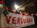 La fiaccolata di protesta dopo la chiusura del Maina (Archivio, MerfePhoto)