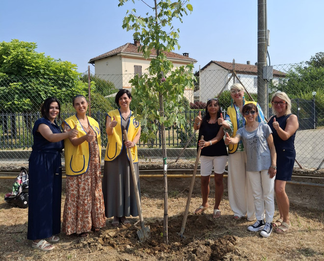 In rappresentanza del Lions Club Asti Alfieri, sono presenti Francesca Ragusa, Elisabetta Lombardi e Paola Bertelle. In rappresentanza del Lions Club Asti Alfieri, sono presenti Francesca Ragusa, Elisabetta Lombardi e Paola Bertelle.