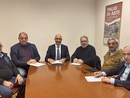 Maurizio Facchi (segretario Pensionati Cgil Asti), Luca Quagliotti (segretario Cgil Asti), Giovanni Gorgoni (direttore generale Asl AT), Stefano Callela (segretario territoriale Cisl Alessandria-Asti), Pierluigi Guerrini (segretario territoriale Uil Pensionati), Armando Dagna (segretario territoriale Uil Asti- Cuneo) Maurizio Facchi (segretario Pensionati Cgil Asti), Luca Quagliotti (segretario Cgil Asti), Giovanni Gorgoni (direttore generale Asl AT), Stefano Callela (segretario territoriale Cisl Alessandria-Asti), Pierluigi Guerrini (segretario territoriale Uil Pensionati), Armando Dagna (segretario territoriale Uil Asti- Cuneo)