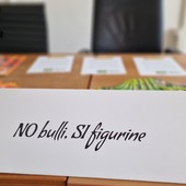 No al bullismo con la giornata delle Figurine