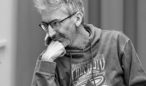 Asti, bivi e un mondo che si sposta mentre guardi altrove: a Libri in Nizza una “Digressione” con Gian Marco Griffi [Intervista]