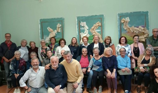 La quarta Palestra della memoria a Canelli e i volontari della Palestra della Memoria di Agliano Terme, insieme al Sindaco, alla giunta comunale e alla delegazione Asl AT guidata dal direttore generale Giovanni Gorgoni