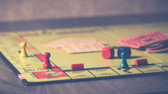 Sabato alla Biblioteca Faletti, pomeriggio di giochi da tavolo per tutti Sabato alla Biblioteca Faletti, pomeriggio di giochi da tavolo per tutti