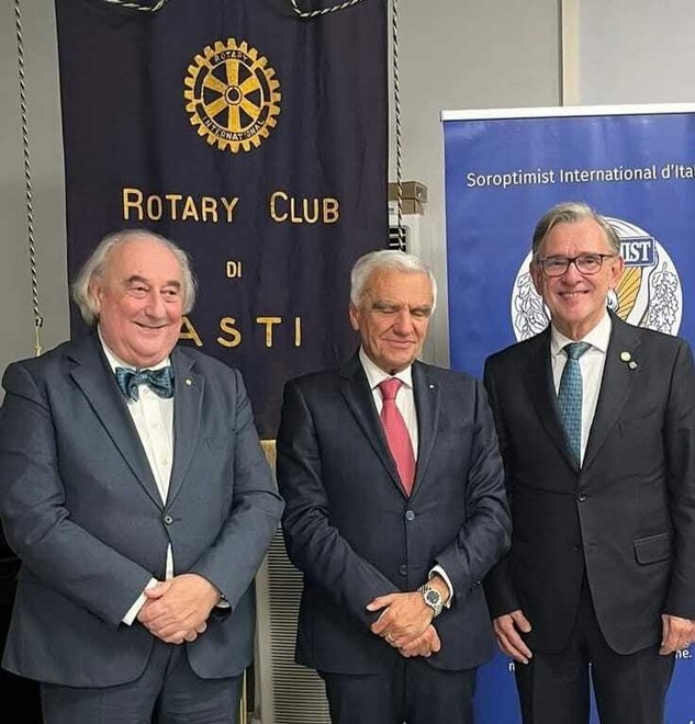 Renato Balduzzi ospite dell’Interclub Rotary: “Pace e democrazia sono inseparabili” Renato Balduzzi ospite dell’Interclub Rotary: “Pace e democrazia sono inseparabili”