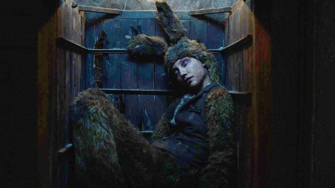 Una scena di Hokum Una scena di Hokum
