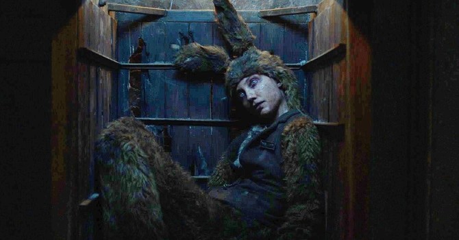 Una scena di Hokum Una scena di Hokum