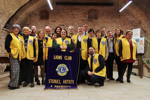 Il gruppo  Lions Club “Storici, artisti e presepisti d’Asti”