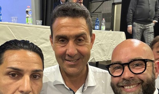Michele Iannotta, primo a sinistra Michele Iannotta, primo a sinistra