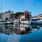 Viaggio allo specchio, vedere il mondo ci cambia davvero o riflette ciò che dentro di noi chiede di essere vissuto? Viaggio allo specchio, vedere il mondo ci cambia davvero o riflette ciò che dentro di noi chiede di essere vissuto?