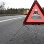 Scontro tra auto e moto sulla SP661 a Murazzano. Intervento in corso per liberare i passeggeri incastrati nel veicolo